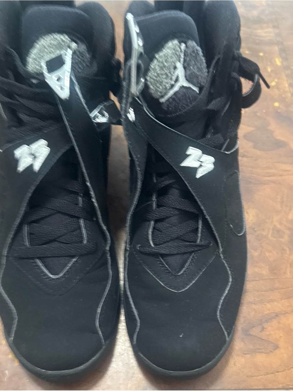 Nike Men’s Black & Silver Basketball Sneakers
